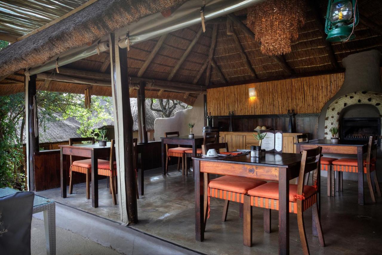 Safari Lodge - Amakhala viltreservat Exteriör bild